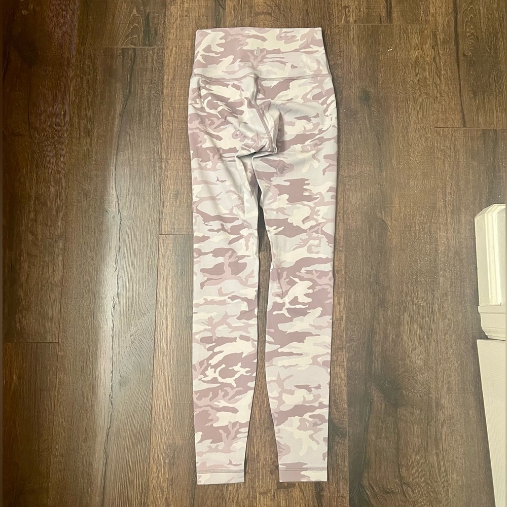 Lululemon camo wunder unders - Picture 6 of 6